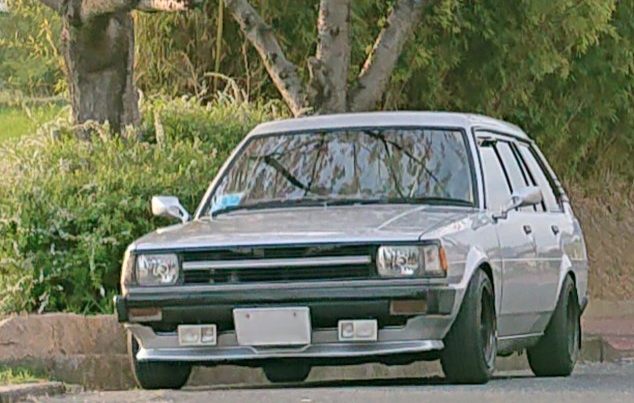 トヨタ カローラバンDX
