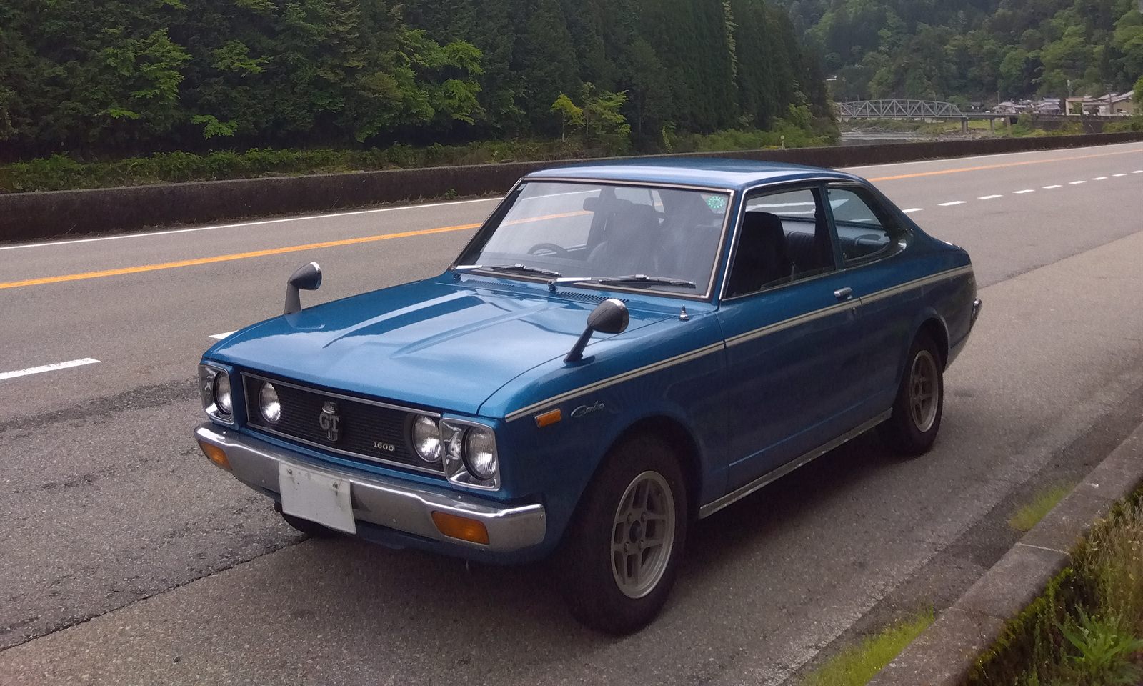 トヨタ カリーナ1600GT