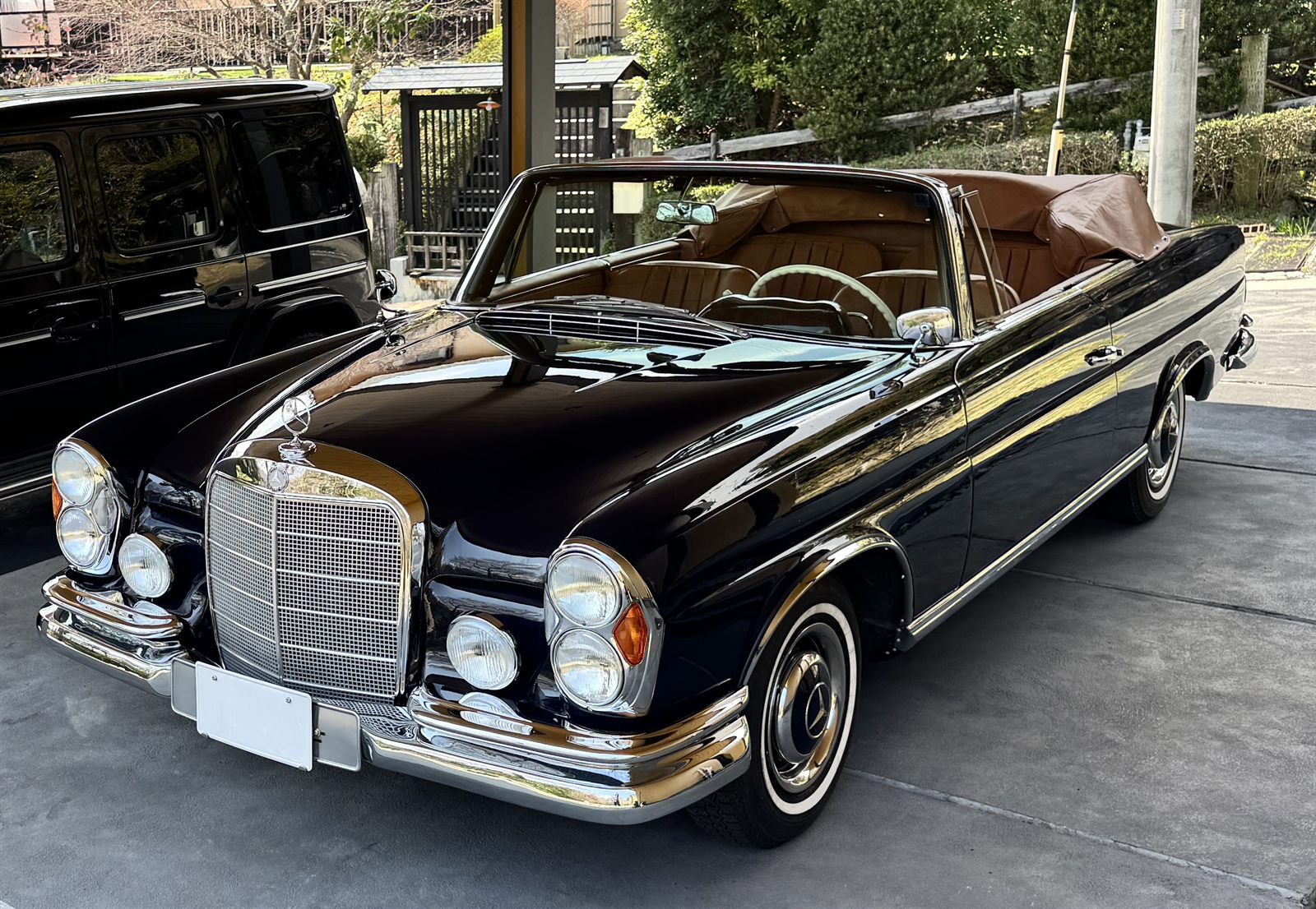 メルセデス・ベンツ w111型220seカブリオレ